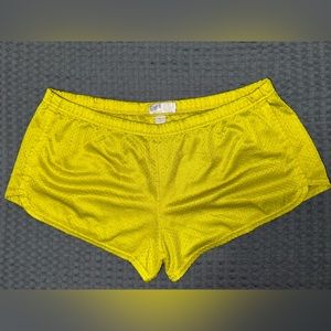Women’s SOFFE shorts size med